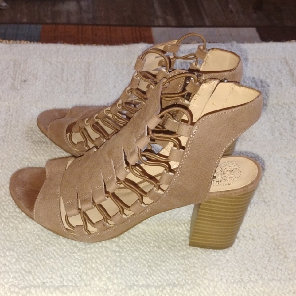 Vince Camuto Tan Women's Heeled Sandals